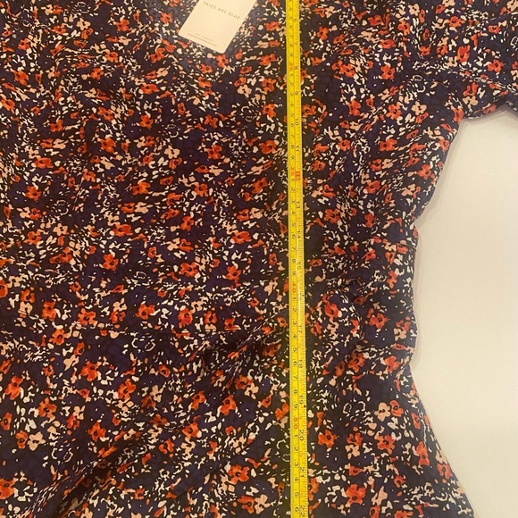 Skies are Blue Woman’s Floral Wrap Peplum Blouse Top Size Medium - Picture 7 of 13